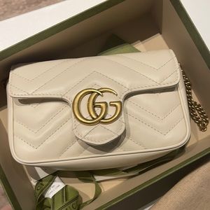 Gucci super mini Marmont